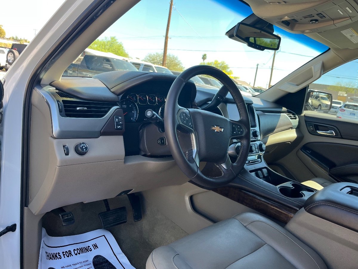 Used 2019 Chevrolet Suburban LT RWD image 25