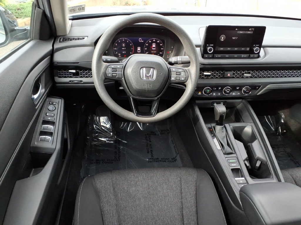 Certified 2025 Honda Accord SE image 8