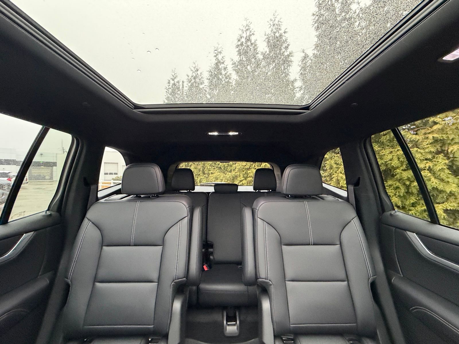 New 2026 GMC Acadia Elevation image 3