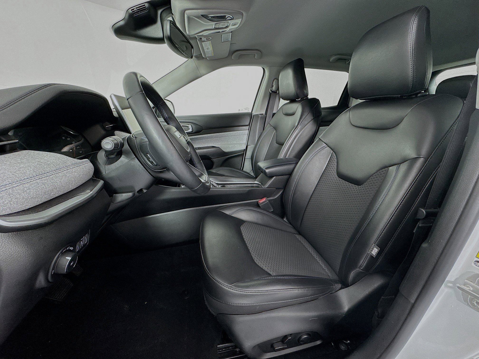 Used 2022 Jeep Compass Latitude w/ Convenience Group image 20