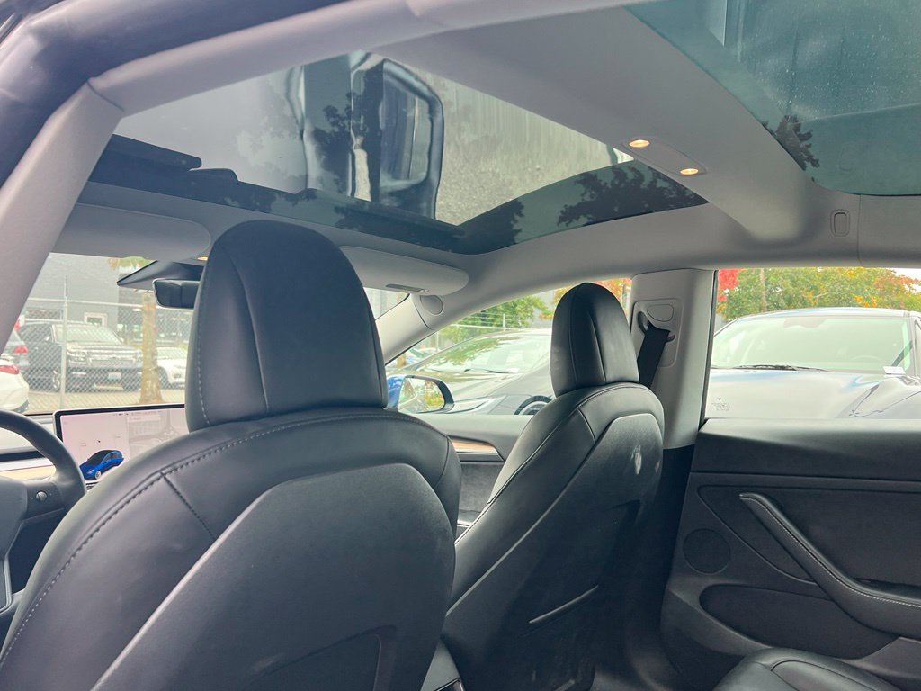 Used 2021 Tesla Model 3 Standard Range Plus RWD image 11