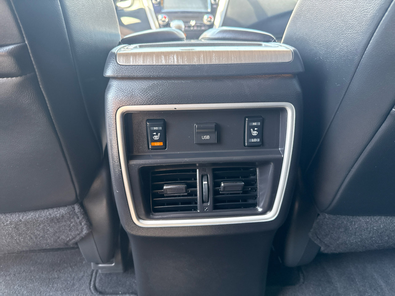 Used 2018 Nissan Murano SL w/ Moonroof Package image 17