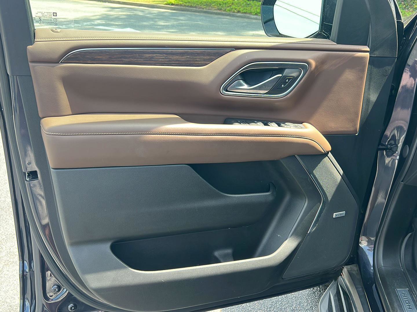 Used 2022 Chevrolet Tahoe High Country image 18