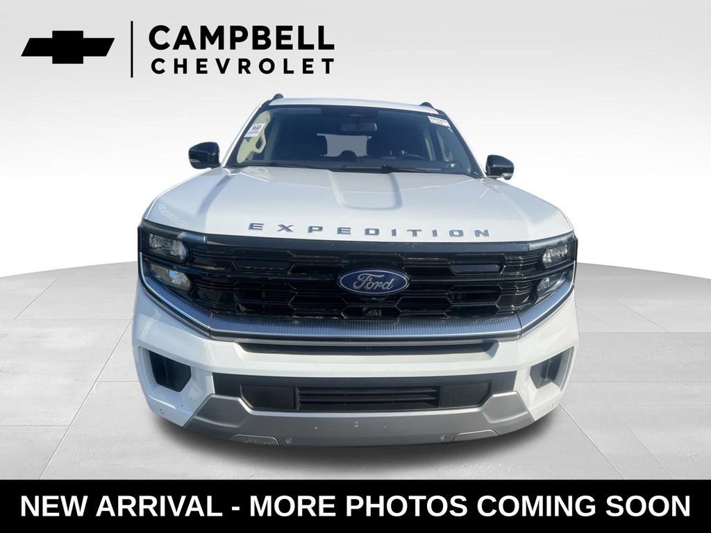 Used 2025 Ford Expedition Platinum AWD/4WD image 8