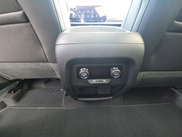 New 2026 Chevrolet Traverse LT image 26