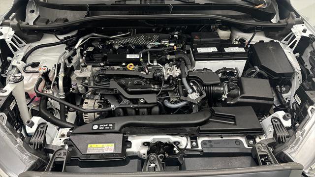 Certified 2022 Toyota Corolla Cross LE image 11