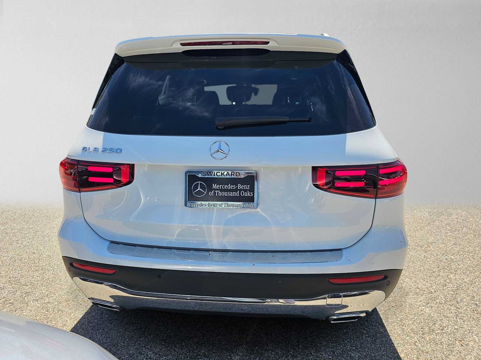 New 2026 Mercedes-Benz GLB 250 image 4