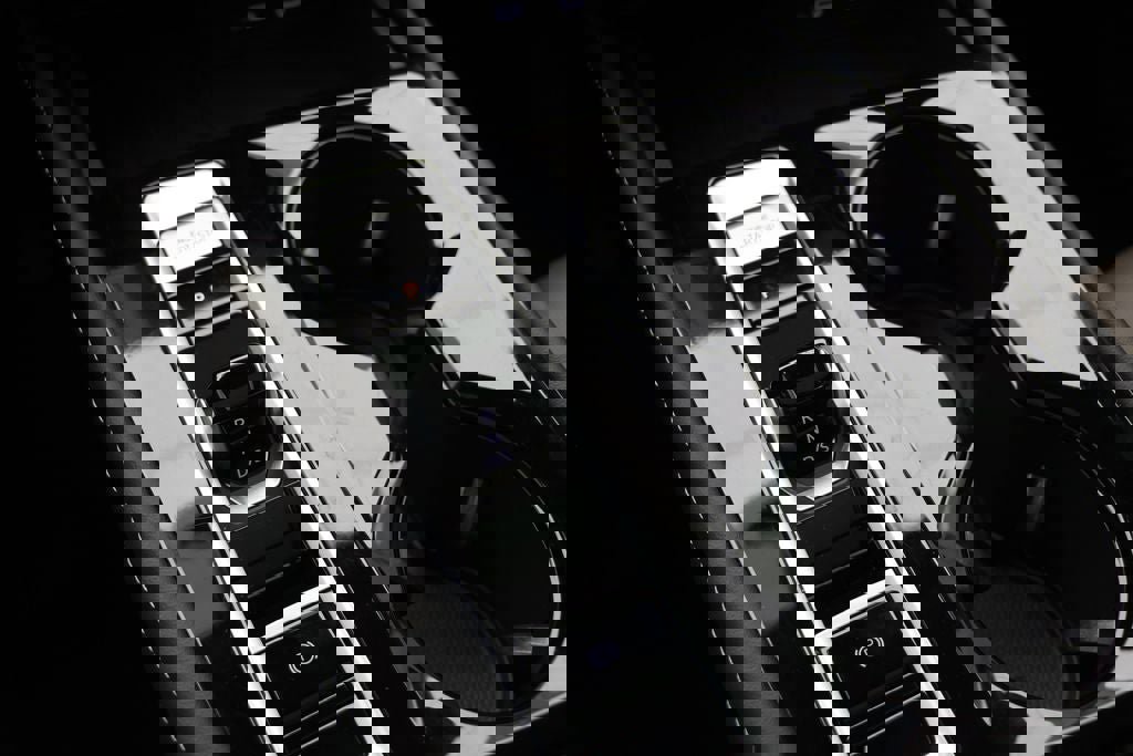 Used 2025 Volkswagen Atlas SEL image 26