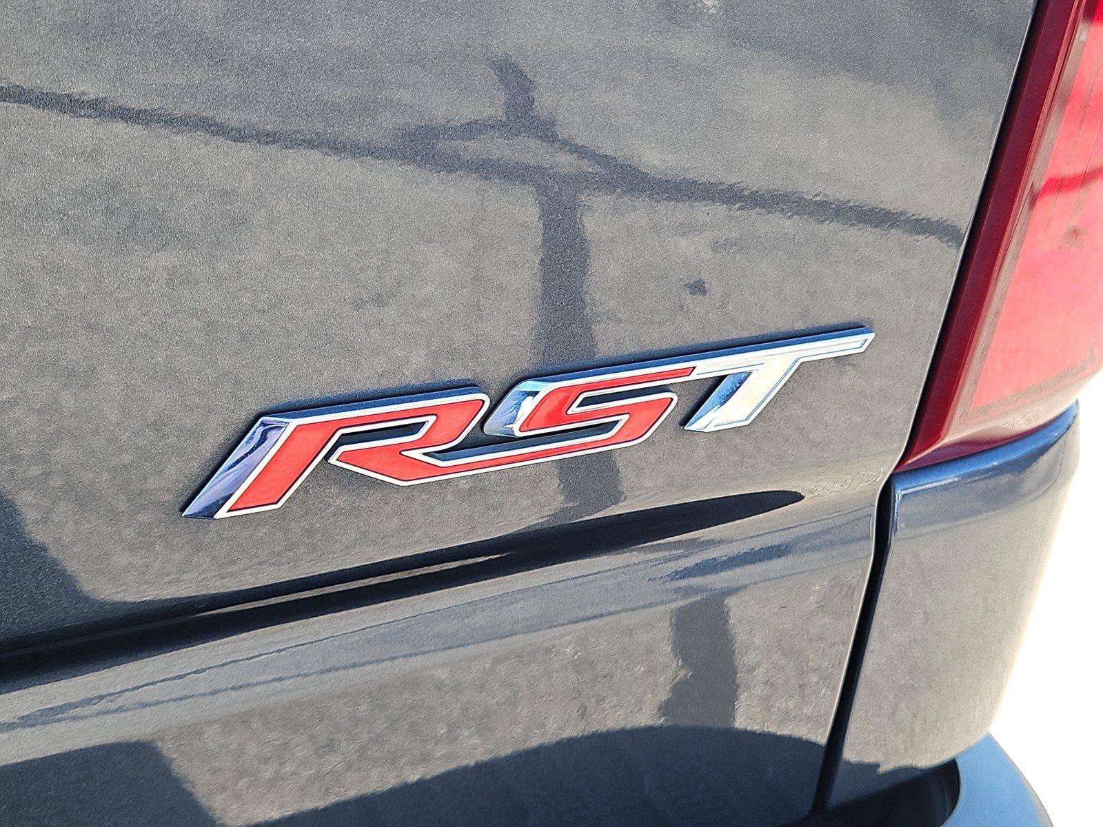 Used 2022 Chevrolet Silverado 1500 RST AWD/4WD image 7