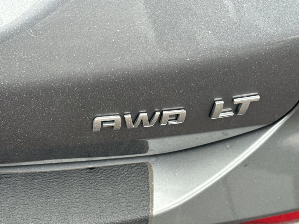 Used 2018 Chevrolet Equinox LT image 14