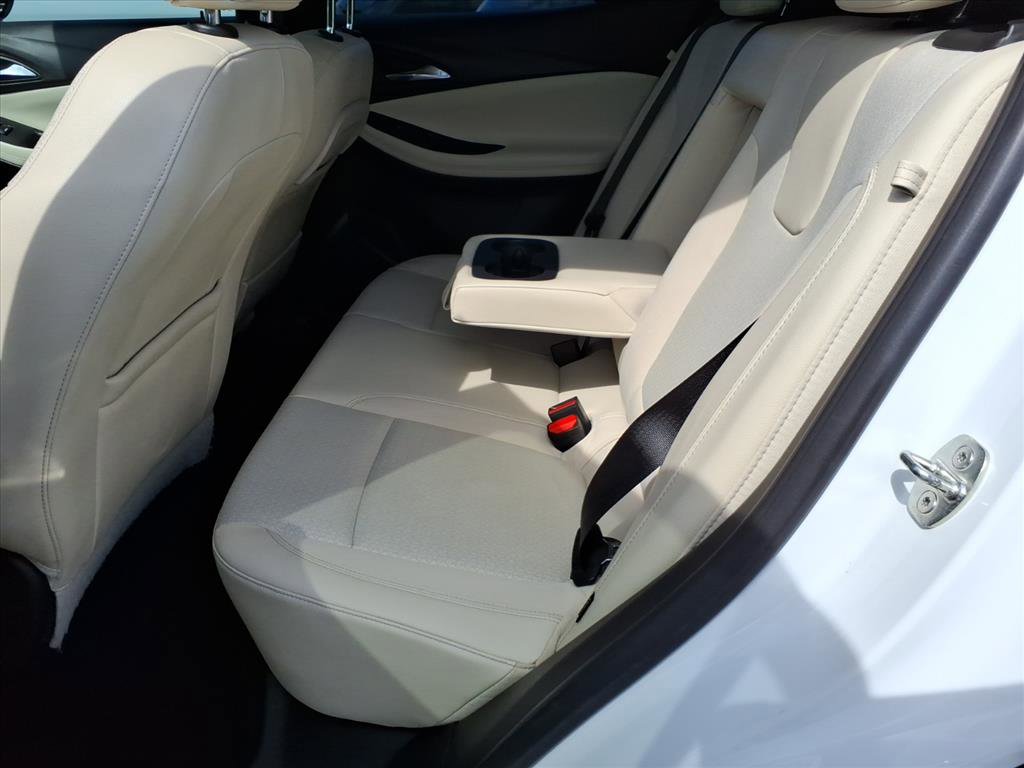 Used 2023 Buick Encore GX Select image 9