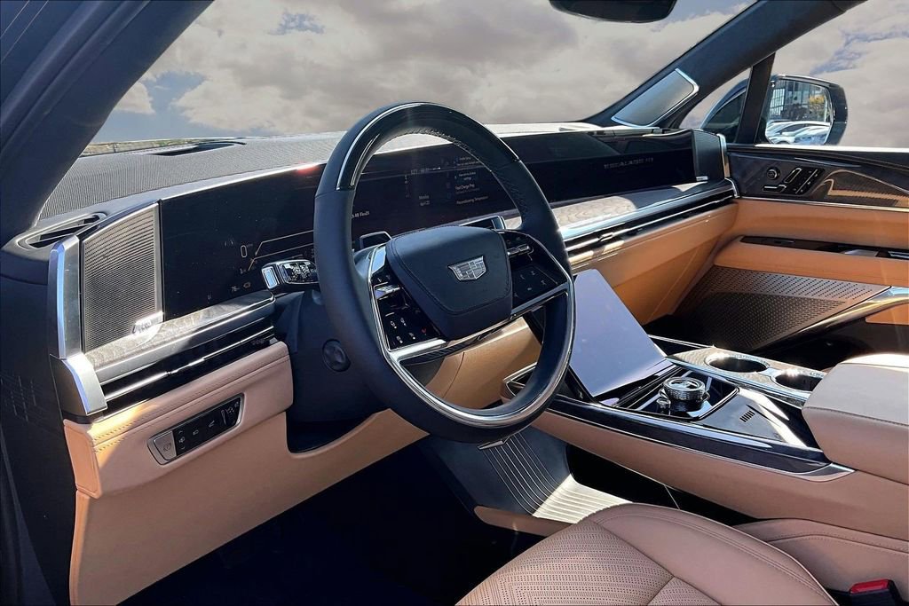 Certified 2025 Cadillac Escalade IQ Luxury 2 image 17