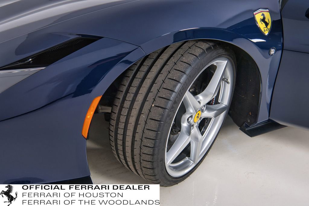 Used 2022 Ferrari F8 Tributo image 22