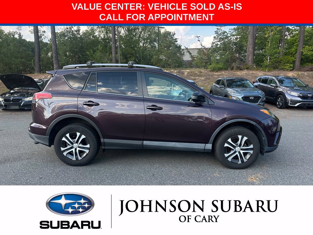 Used 2016 Toyota RAV4 LE FWD image 4