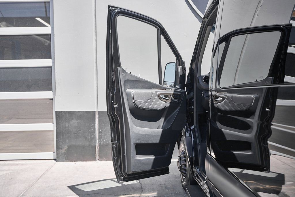 Used 2024 Mercedes-Benz Sprinter 3500 w/ Parking Package image 25