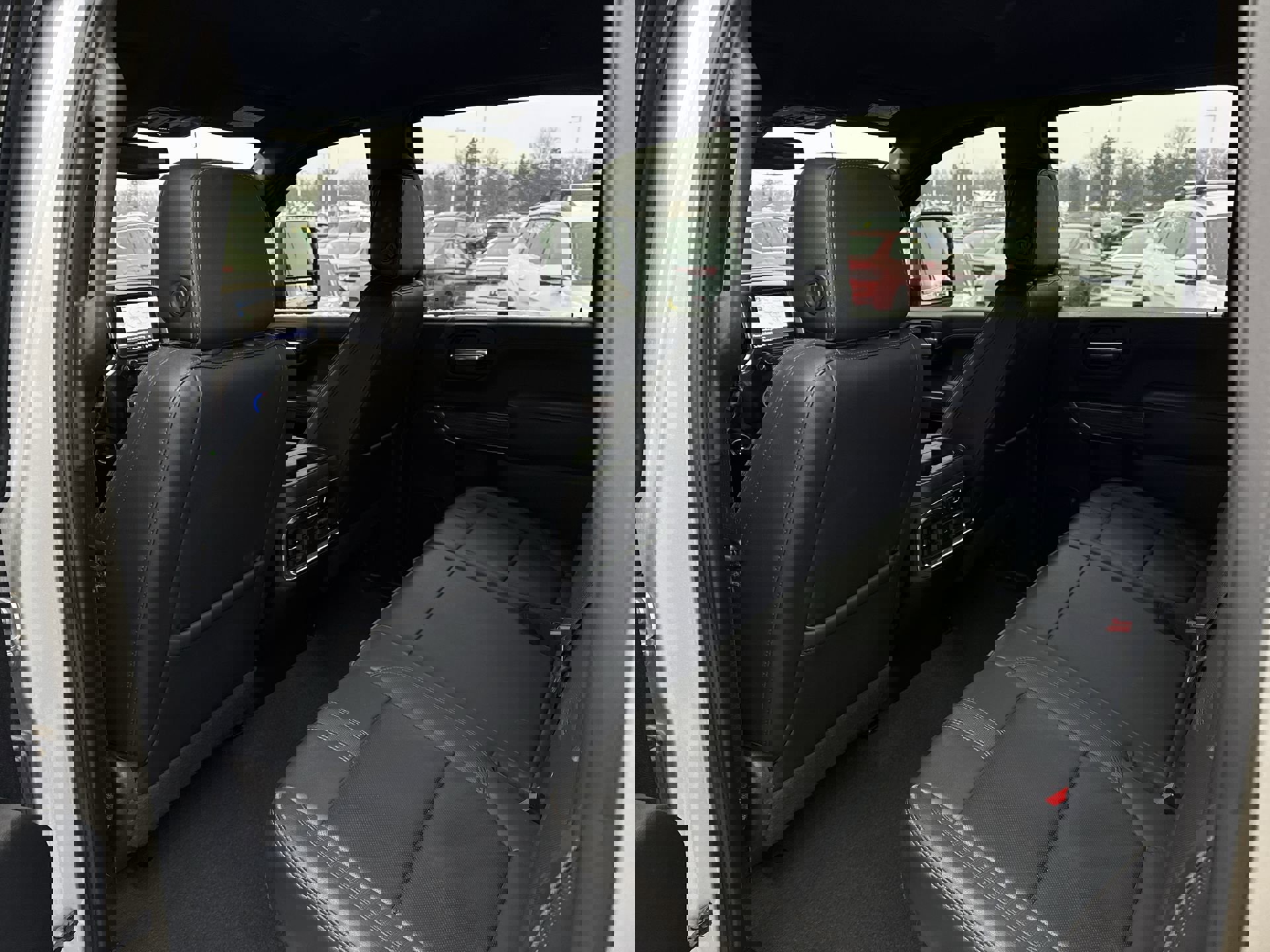 Certified 2022 Chevrolet Silverado 2500 High Country w/ Z71 Off-Road Package image 21