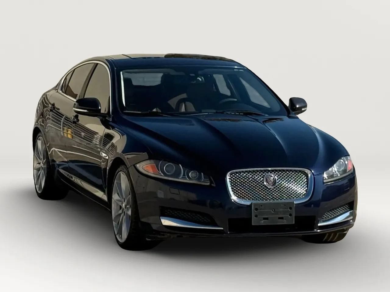 Used 2015 Jaguar XF Portfolio AWD/4WD image 1