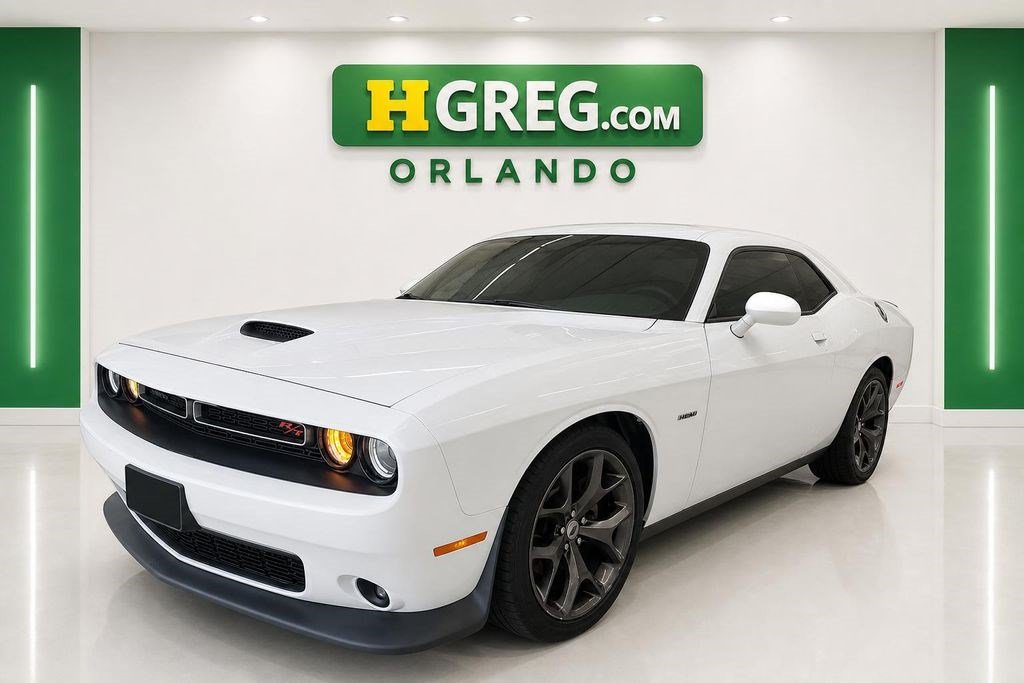 Used 2019 Dodge Challenger R/T RWD image 4