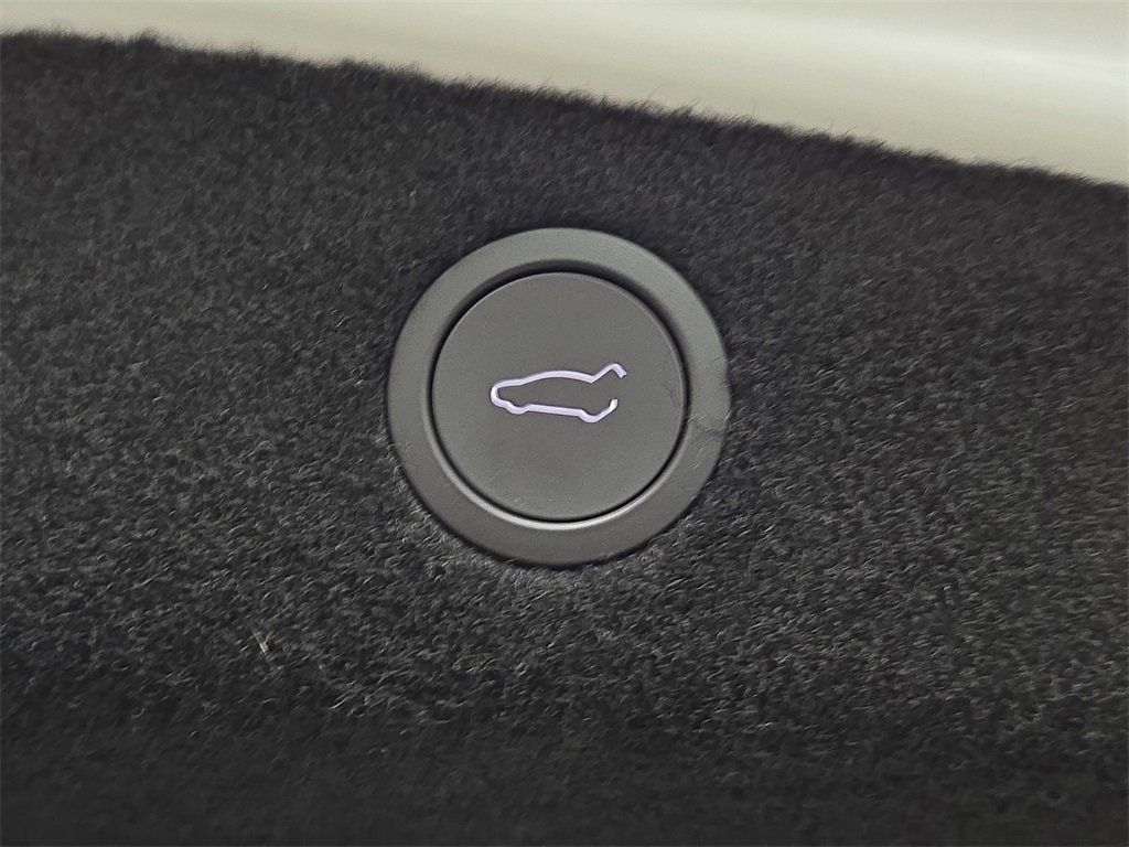 Used 2025 Tesla Model 3 Long Range image 17