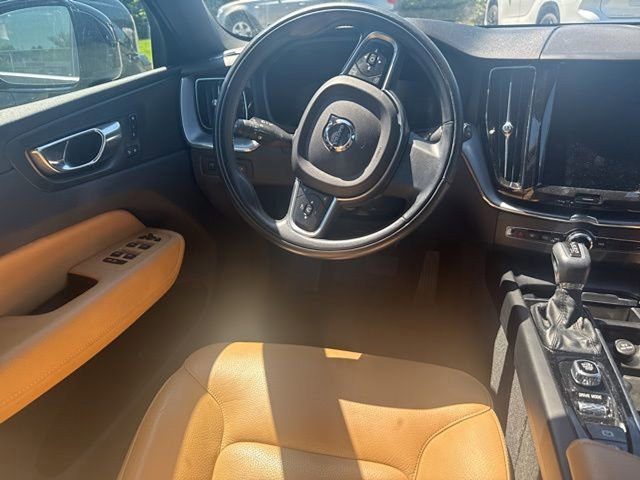 Used 2019 Volvo XC60 T6 Momentum w/ Protection Package AWD/4WD image 20