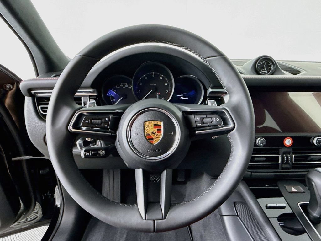 New 2026 Porsche Macan AWD/4WD image 12
