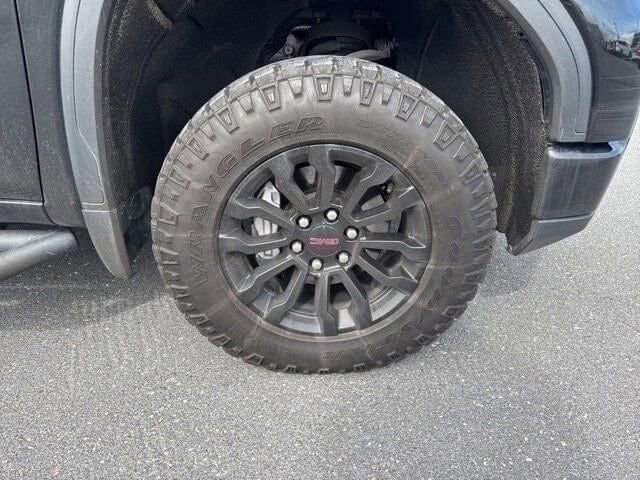 Used 2022 GMC Sierra 1500 AT4X image 10