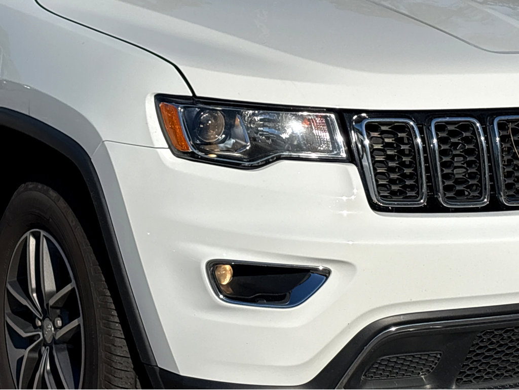 Used 2018 Jeep Grand Cherokee Limited w/ Trailer Tow Group IV image 27