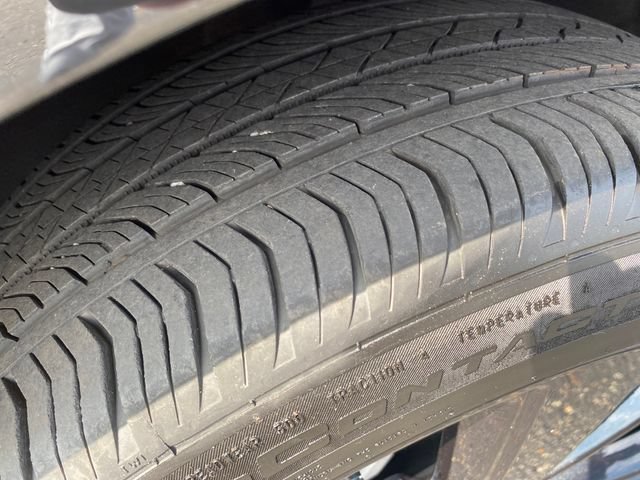 Certified 2024 Buick Envision Sport Touring AWD/4WD image 23