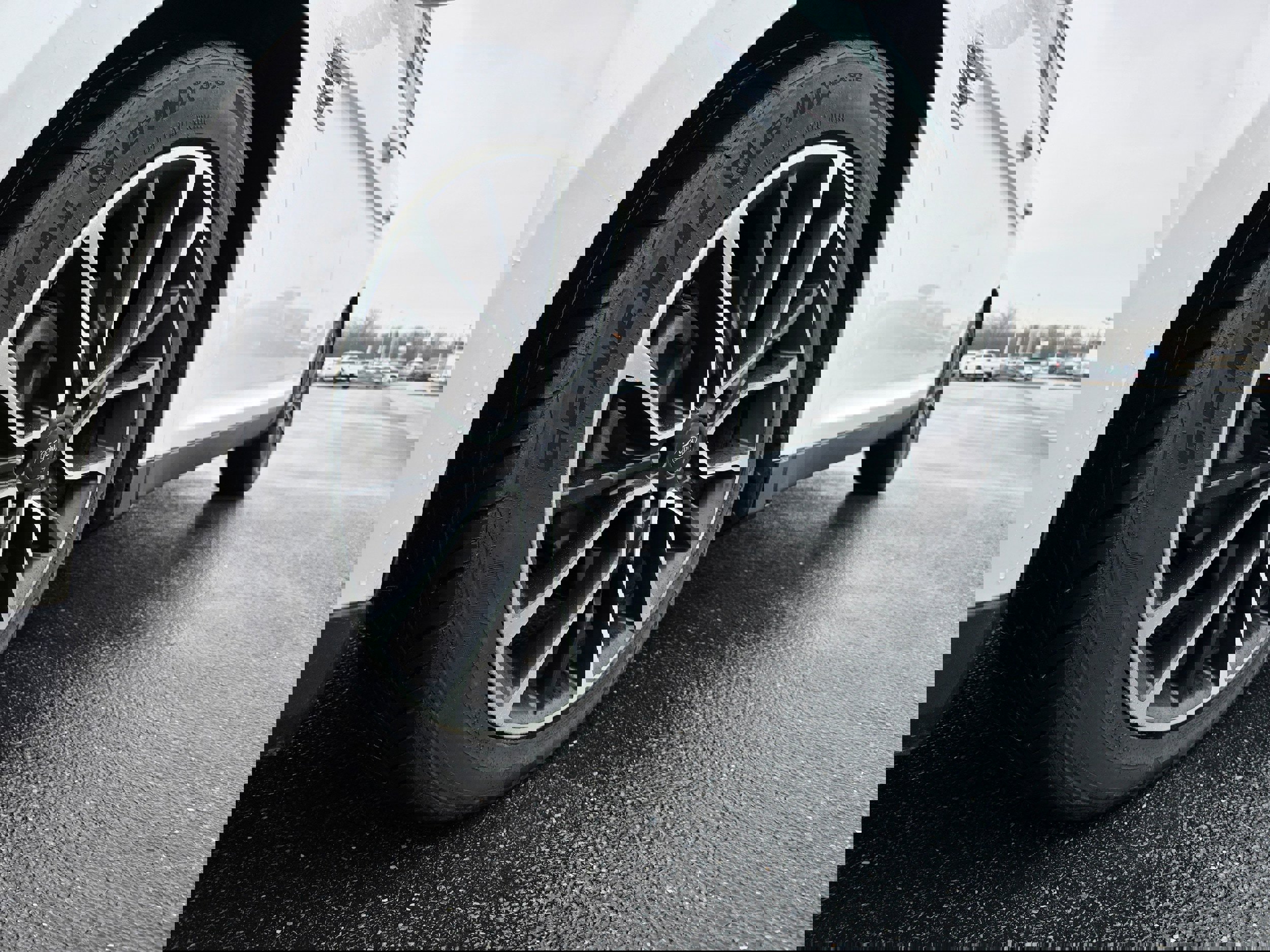 Used 2017 Ford Taurus Limited image 19