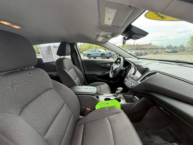 Used 2024 Chevrolet Malibu LT FWD image 14