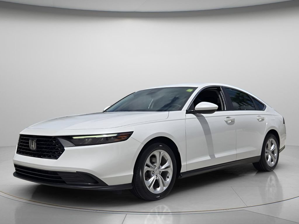 Used 2023 Honda Accord LX image 9