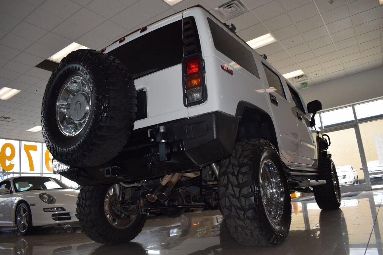 Used 2003 HUMMER H2 w/ Preferred Equipment Group image 22