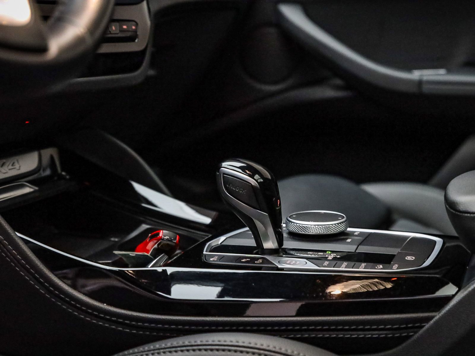 Certified 2023 BMW X4 xDrive30i w/ Premium Package image 25