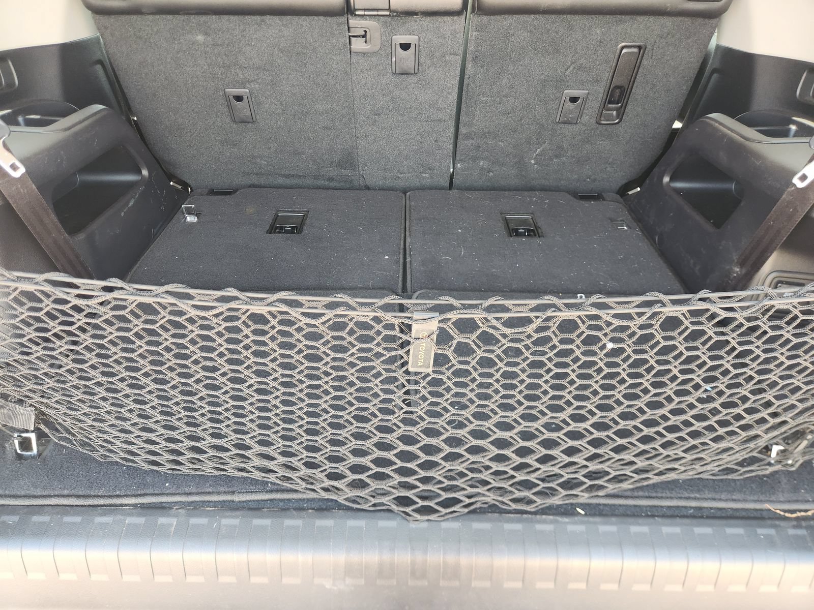 Used 2018 Toyota 4Runner SR5 Premium AWD/4WD image 37