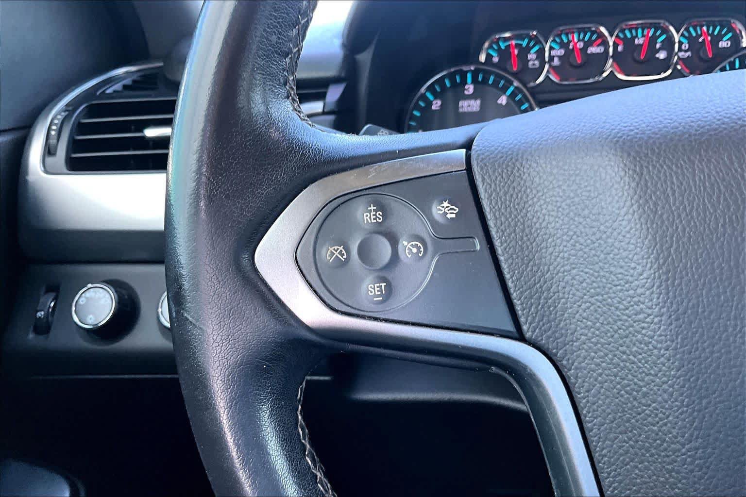 Used 2019 Chevrolet Tahoe LT AWD/4WD image 24