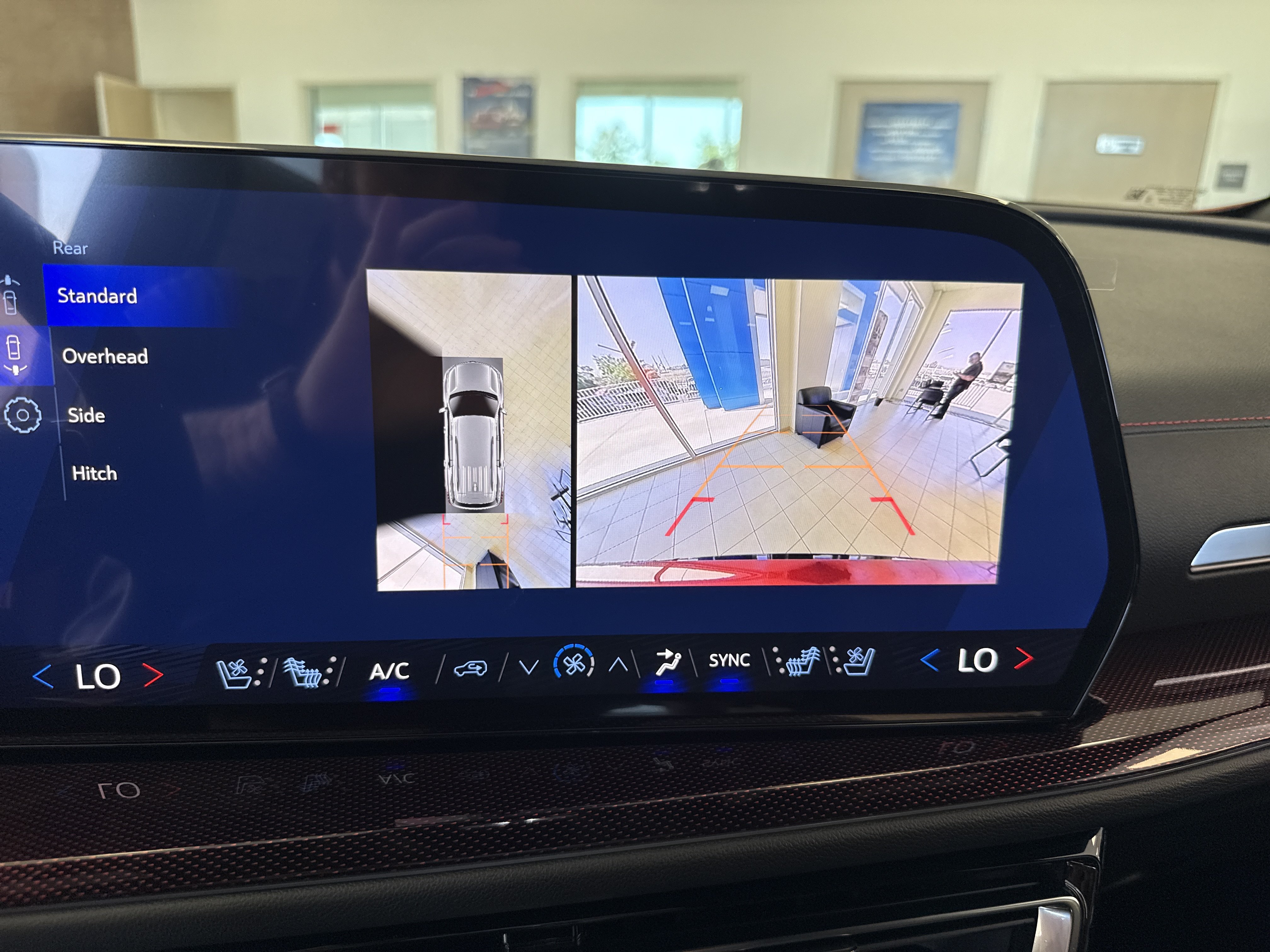 New 2026 Chevrolet Traverse RS AWD/4WD image 17