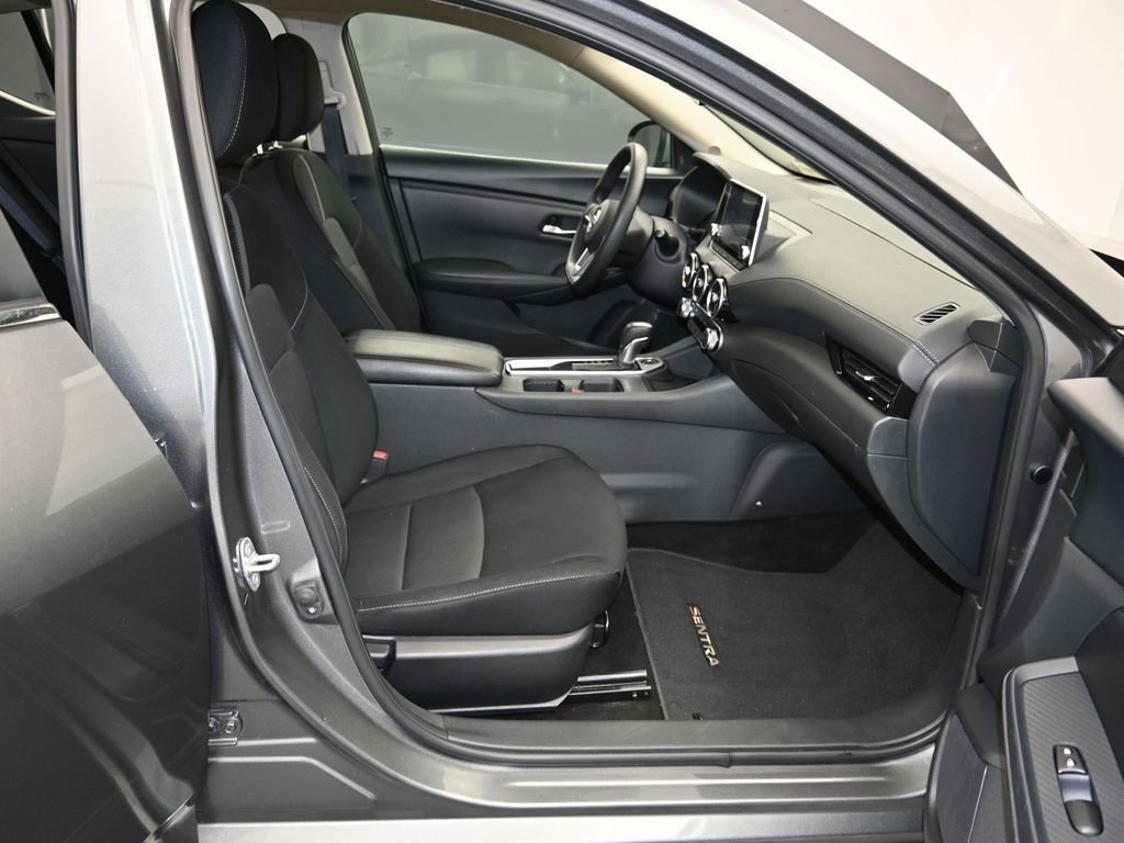 Certified 2023 Nissan Sentra SV image 27
