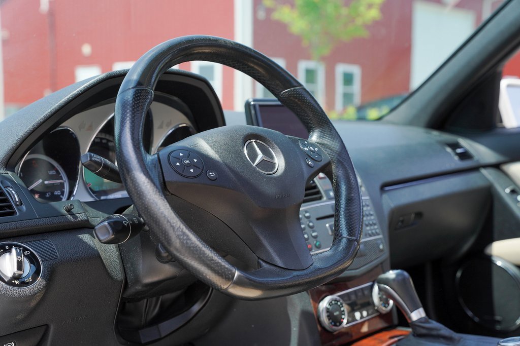 Used 2010 Mercedes-Benz C 63 AMG Sedan image 11