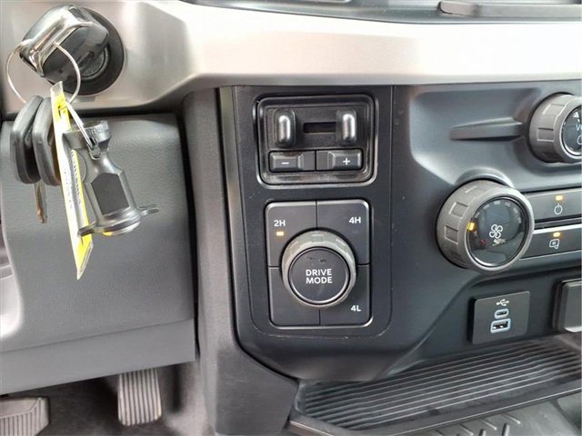 Used 2023 Ford F250 XL w/ Snow Plow/Camper Package image 23