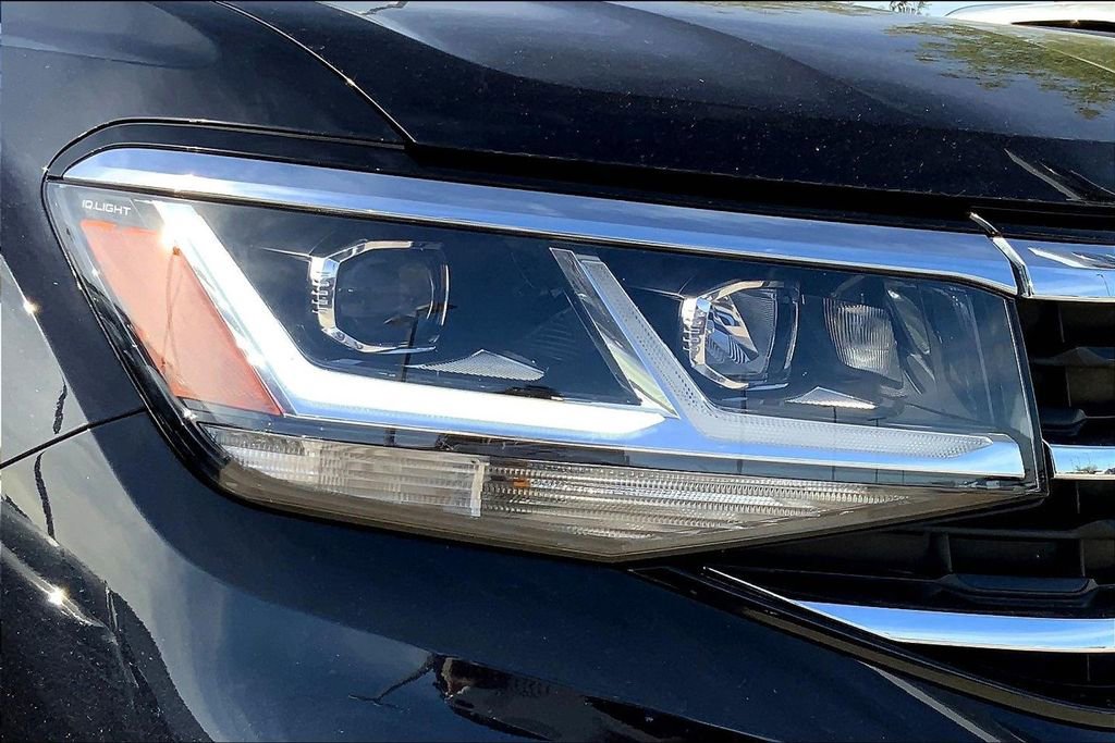 Used 2023 Volkswagen Atlas SE w/ Panoramic Sunroof Package image 29