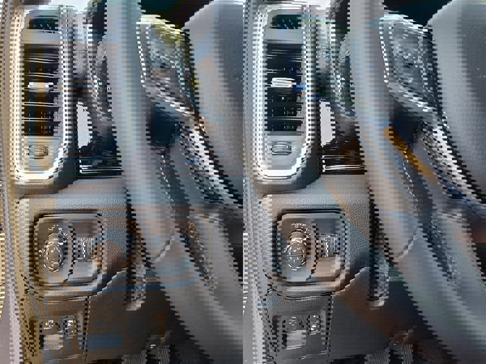 New 2026 RAM 1500 Laramie image 19