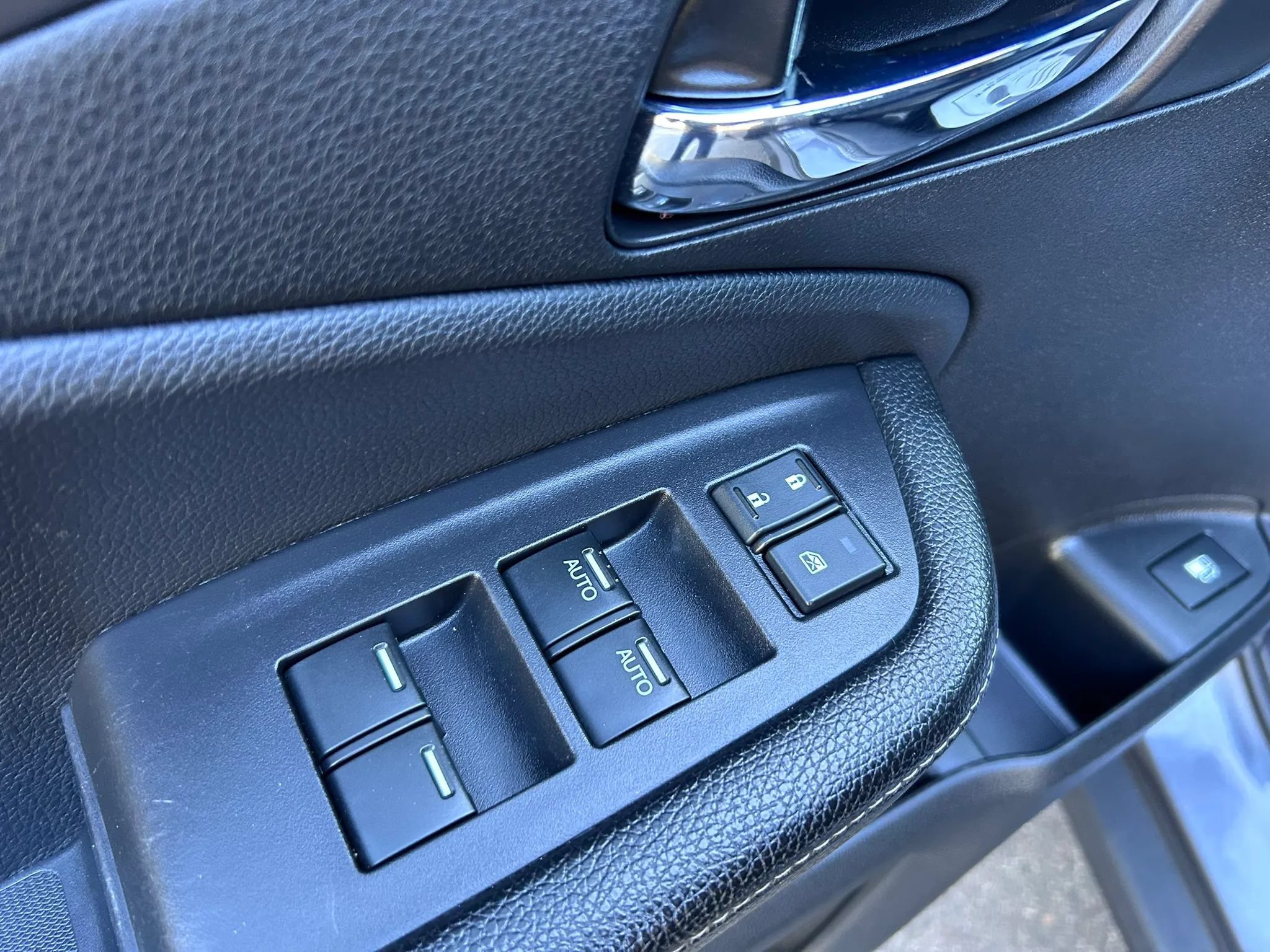 Used 2018 Honda Ridgeline RTL-T image 22
