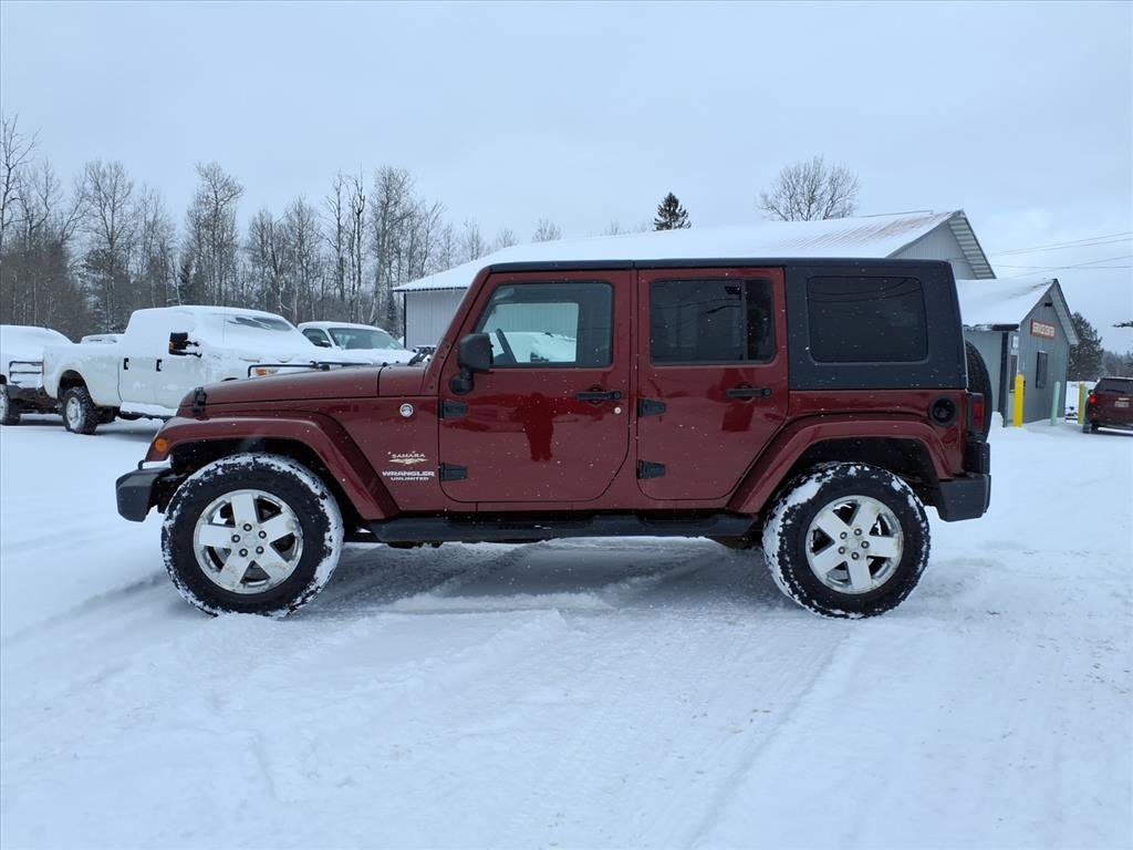 Used 2008 Jeep Wrangler Unlimited Sahara w/ Dual Top Group image 3