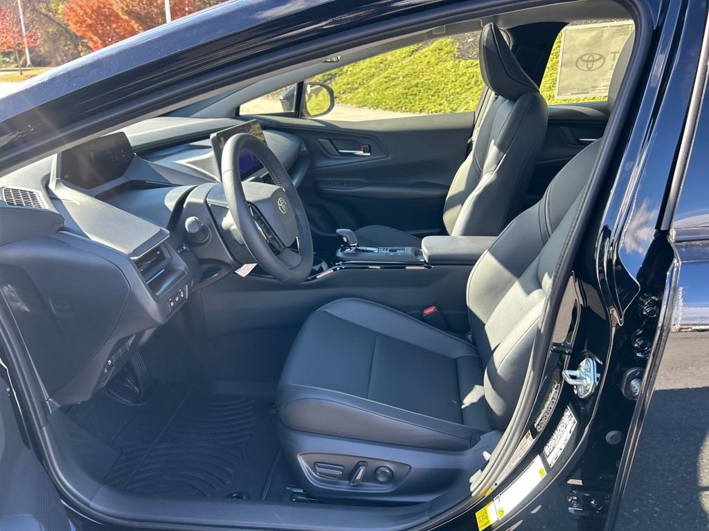 New 2026 Toyota Prius AWD image 17