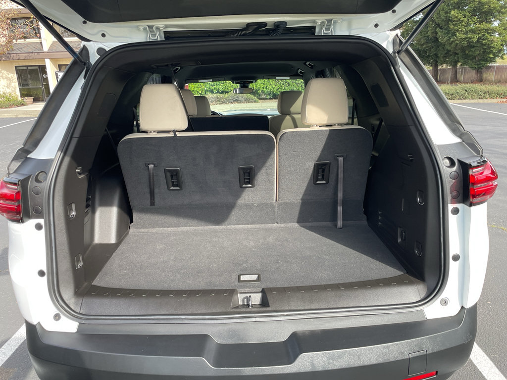 Used 2023 Chevrolet Traverse LS w/ Safety Package AWD/4WD image 37