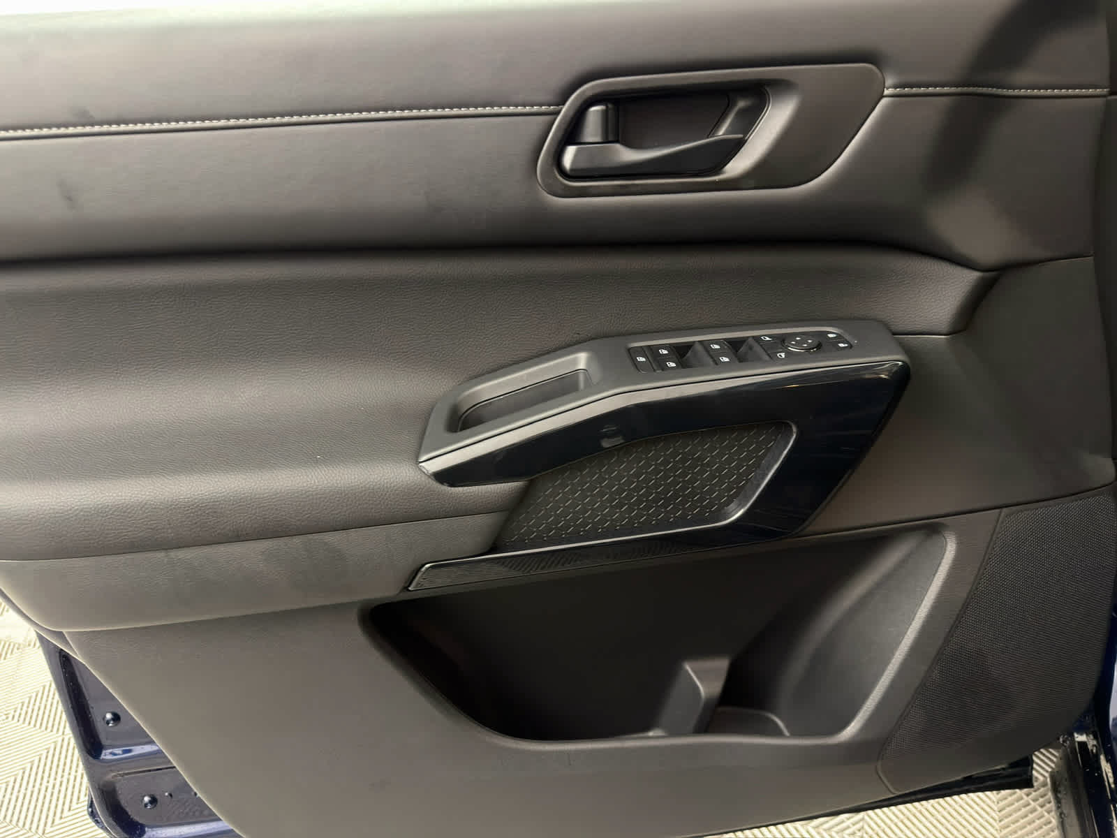 New 2026 Nissan Pathfinder SV FWD image 22