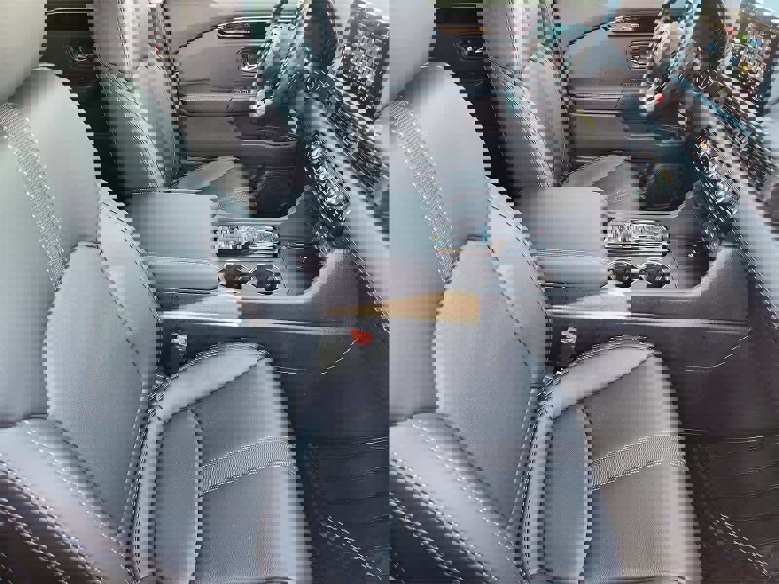 Used 2024 Honda Pilot Touring image 14