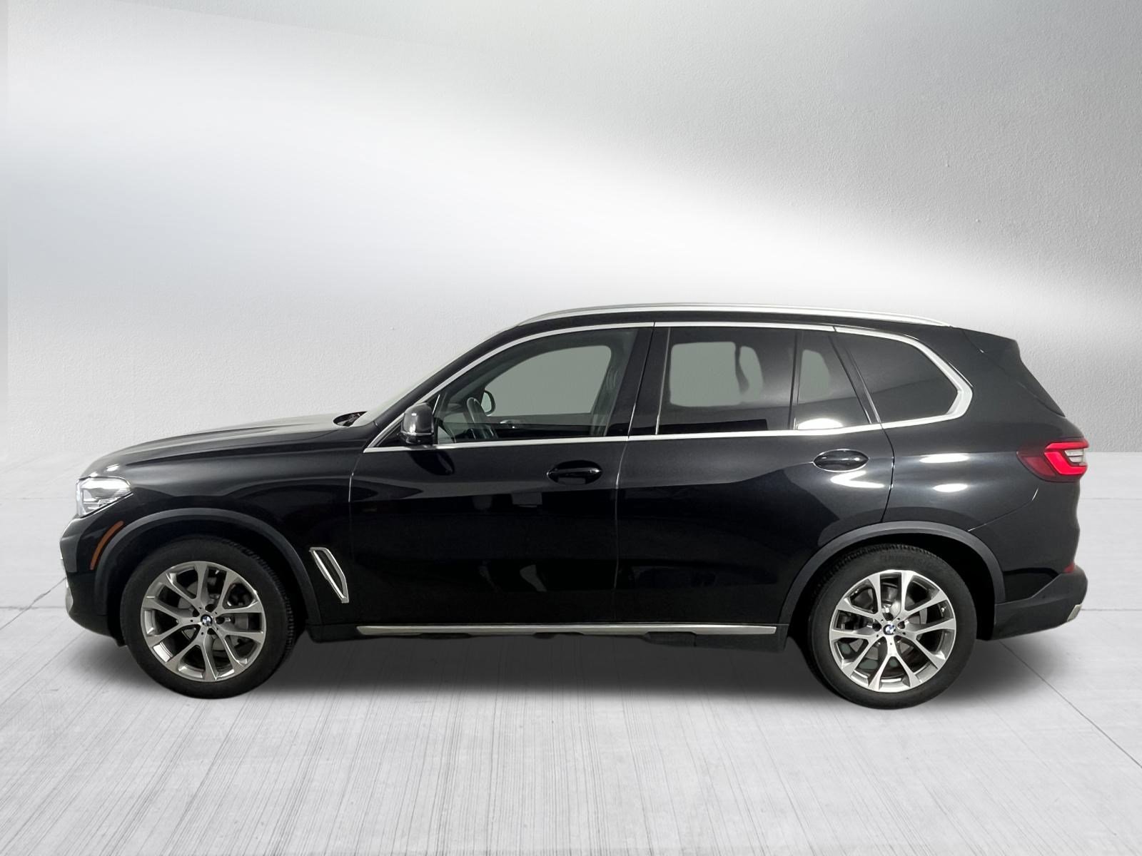 Used 2021 BMW X5 xDrive40i w/ Premium Package AWD/4WD image 4