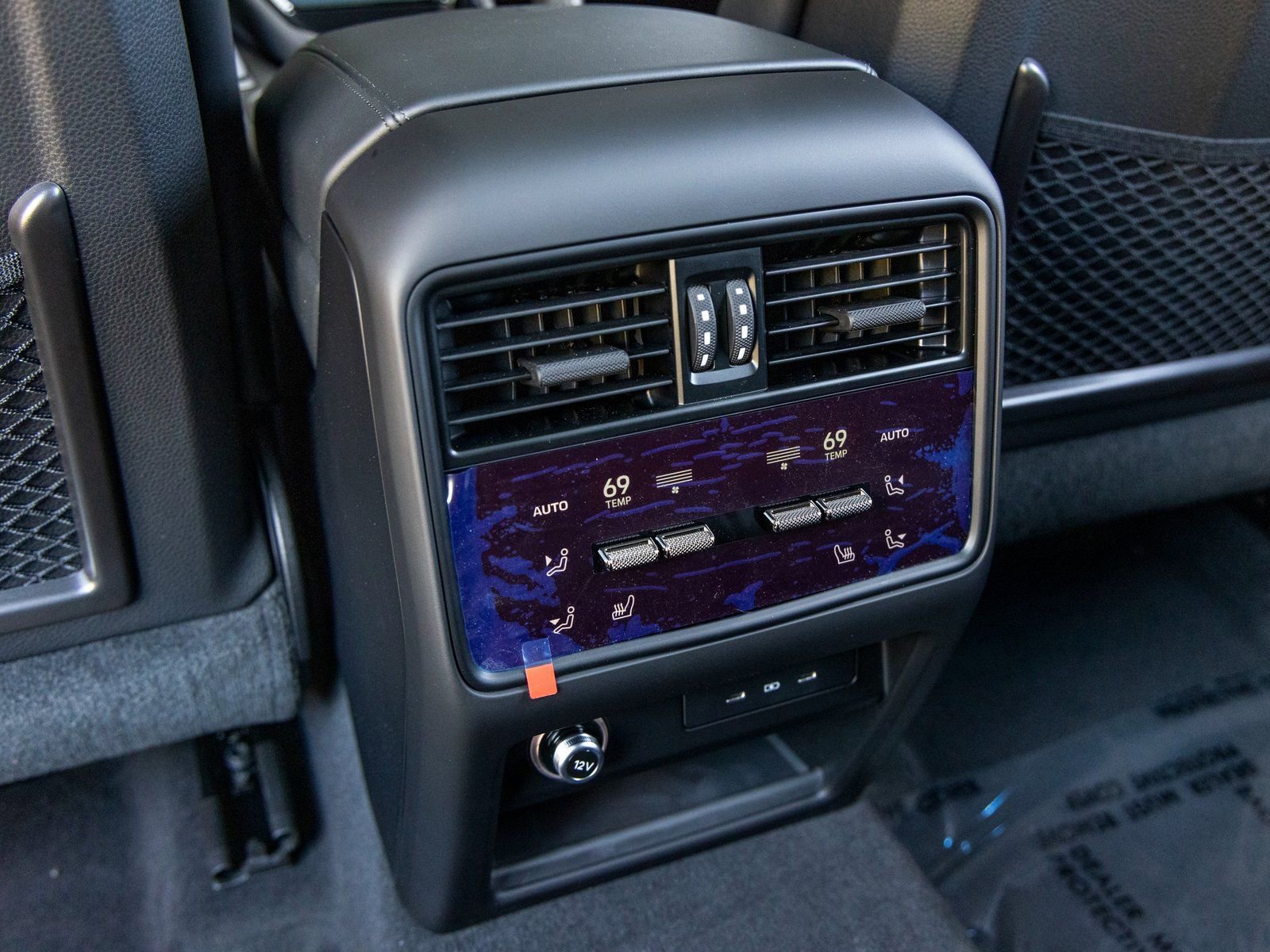 New 2025 Porsche Cayenne Turbo image 43