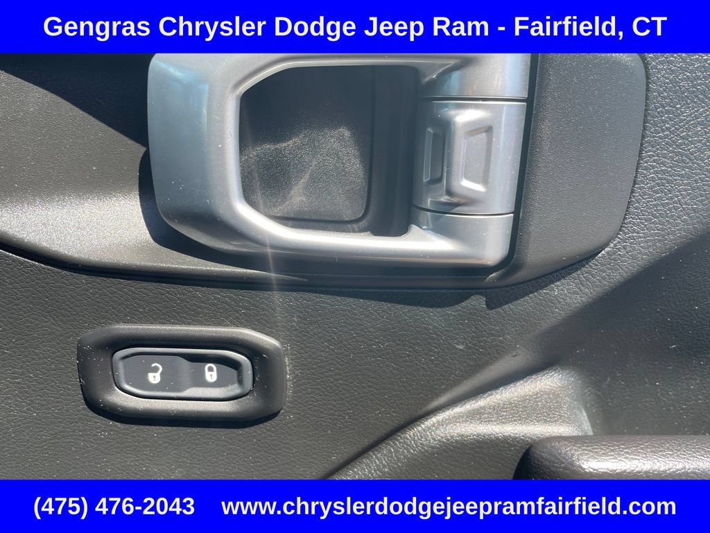 Used 2020 Jeep Wrangler Unlimited Sport AWD/4WD image 13